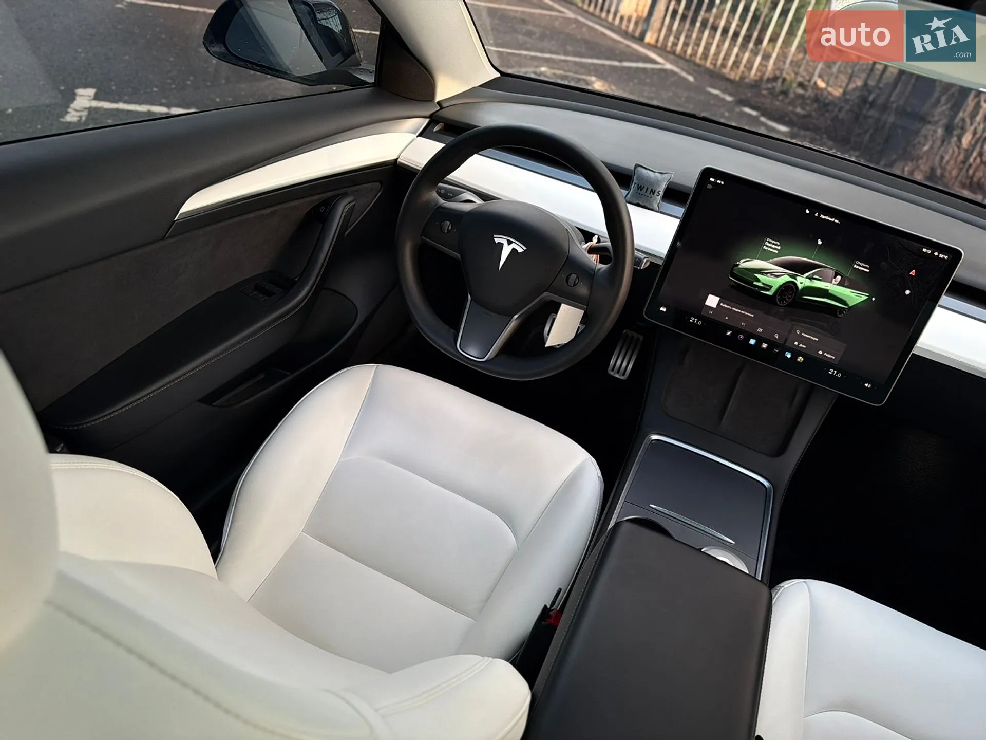 2022 Tesla Model 3 - мініатюра 24