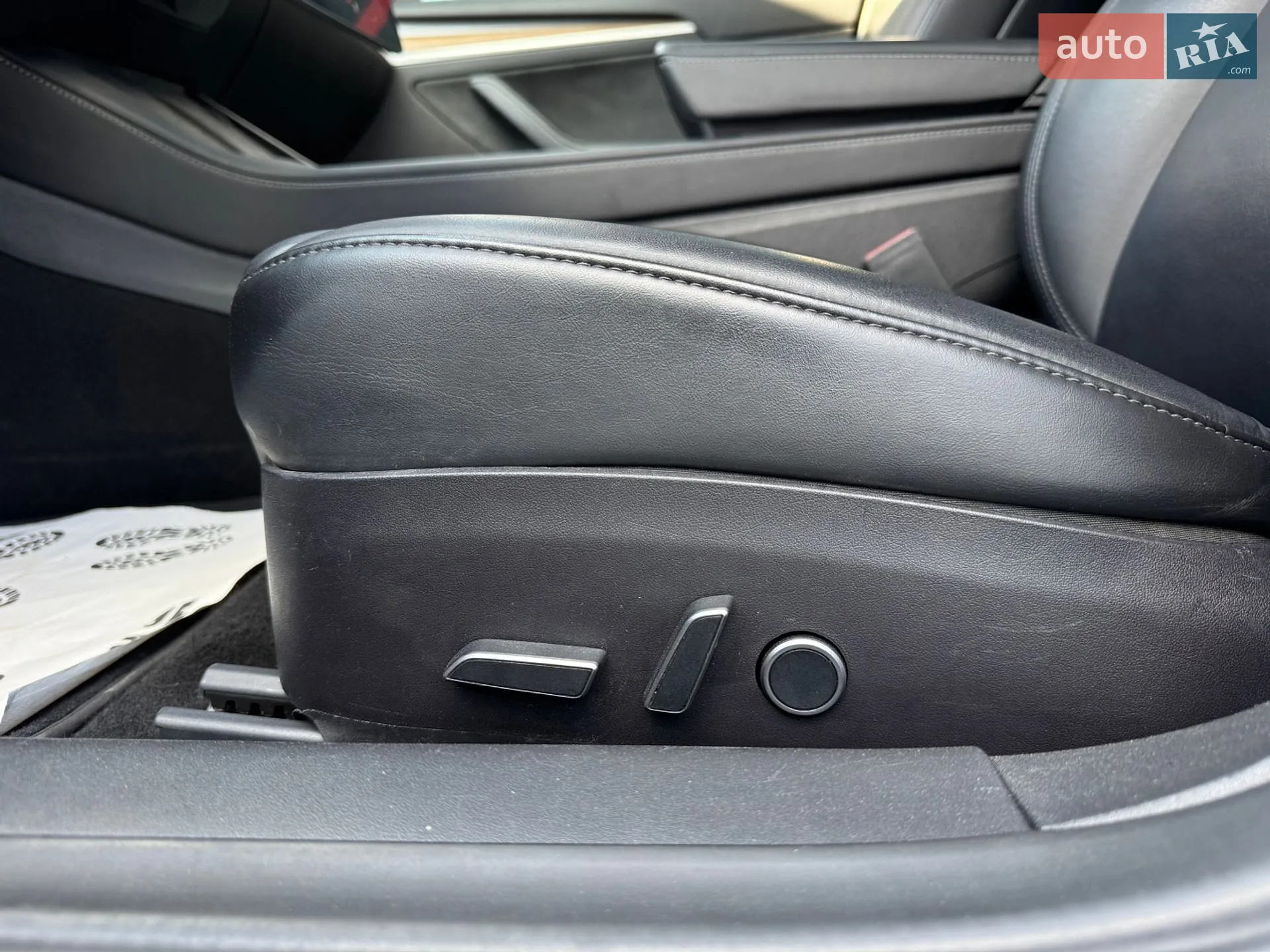 2022 Tesla Model 3 - мініатюра 17