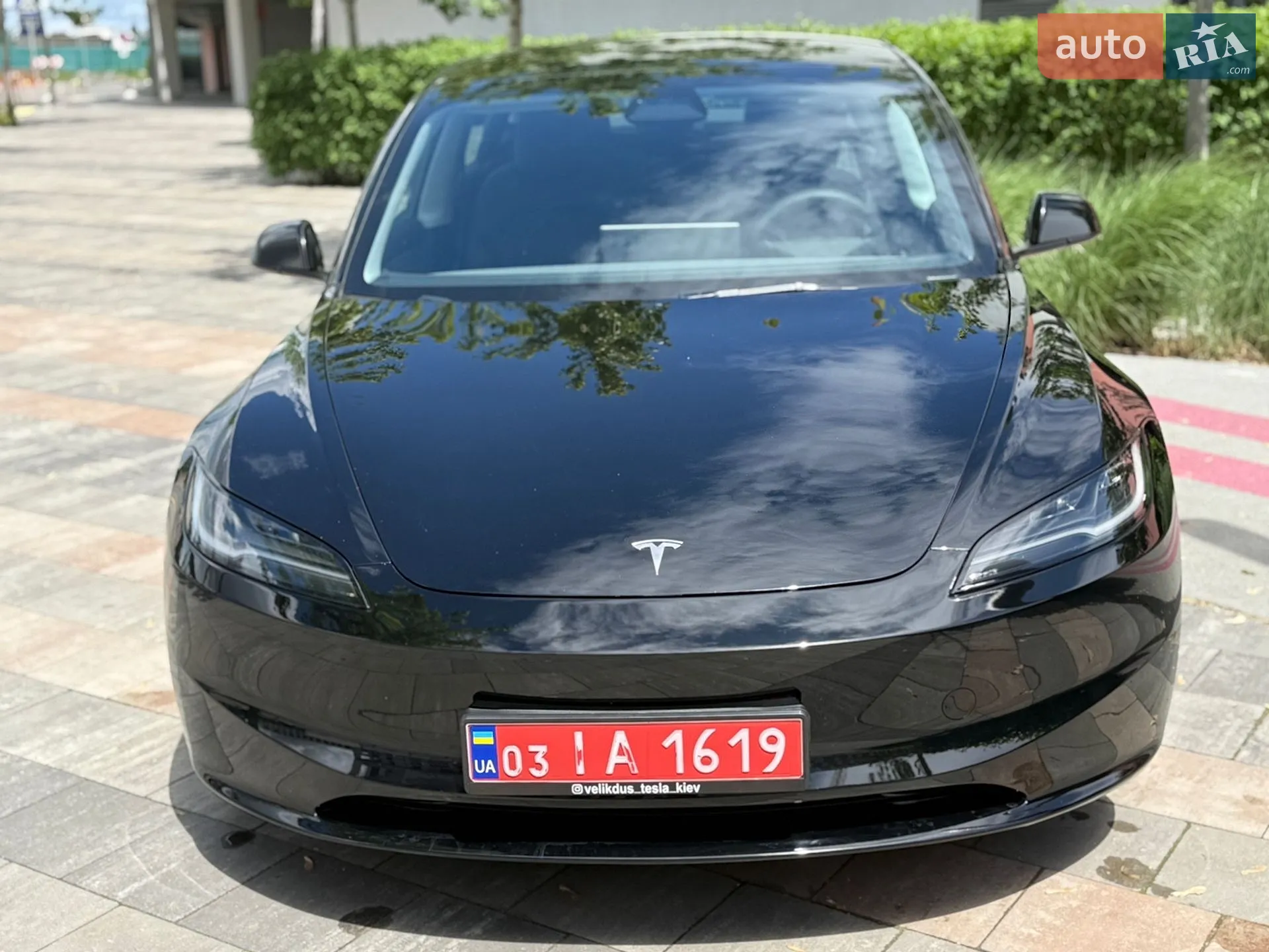 Tesla Model 3 2024 VIN LRW3E7EK2RC964657 фото оголошення 8 з 47