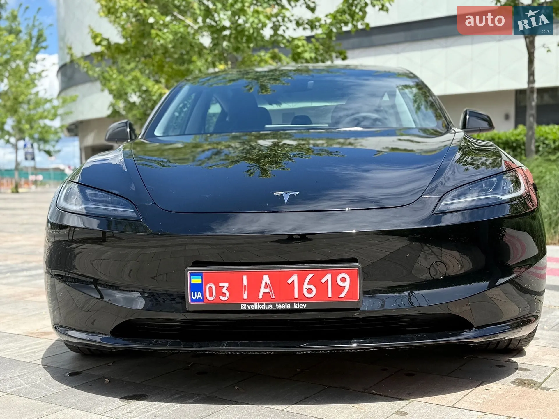 Tesla Model 3 2024 VIN LRW3E7EK2RC964657 фото оголошення 9 з 47