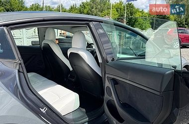 Седан Tesla Model 3 2021 в Хмельницком