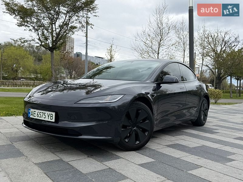 Седан Tesla Model 3 2024 в Дніпрі фото 4 Седан Tesla Model 3 2024 в Дніпрі
