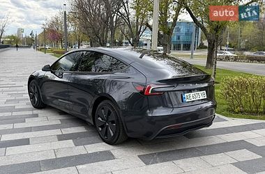 Седан Tesla Model 3 2024 в Дніпрі фото 14 Седан Tesla Model 3 2024 в Дніпрі
