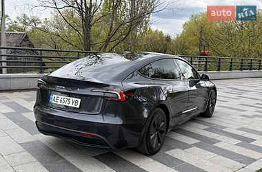 Седан Tesla Model 3 2024 в Дніпрі фото 19 Седан Tesla Model 3 2024 в Дніпрі