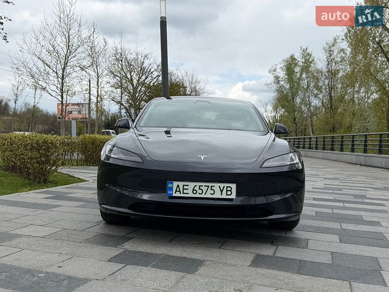 Седан Tesla Model 3 2024 в Дніпрі фото 22 Седан Tesla Model 3 2024 в Дніпрі