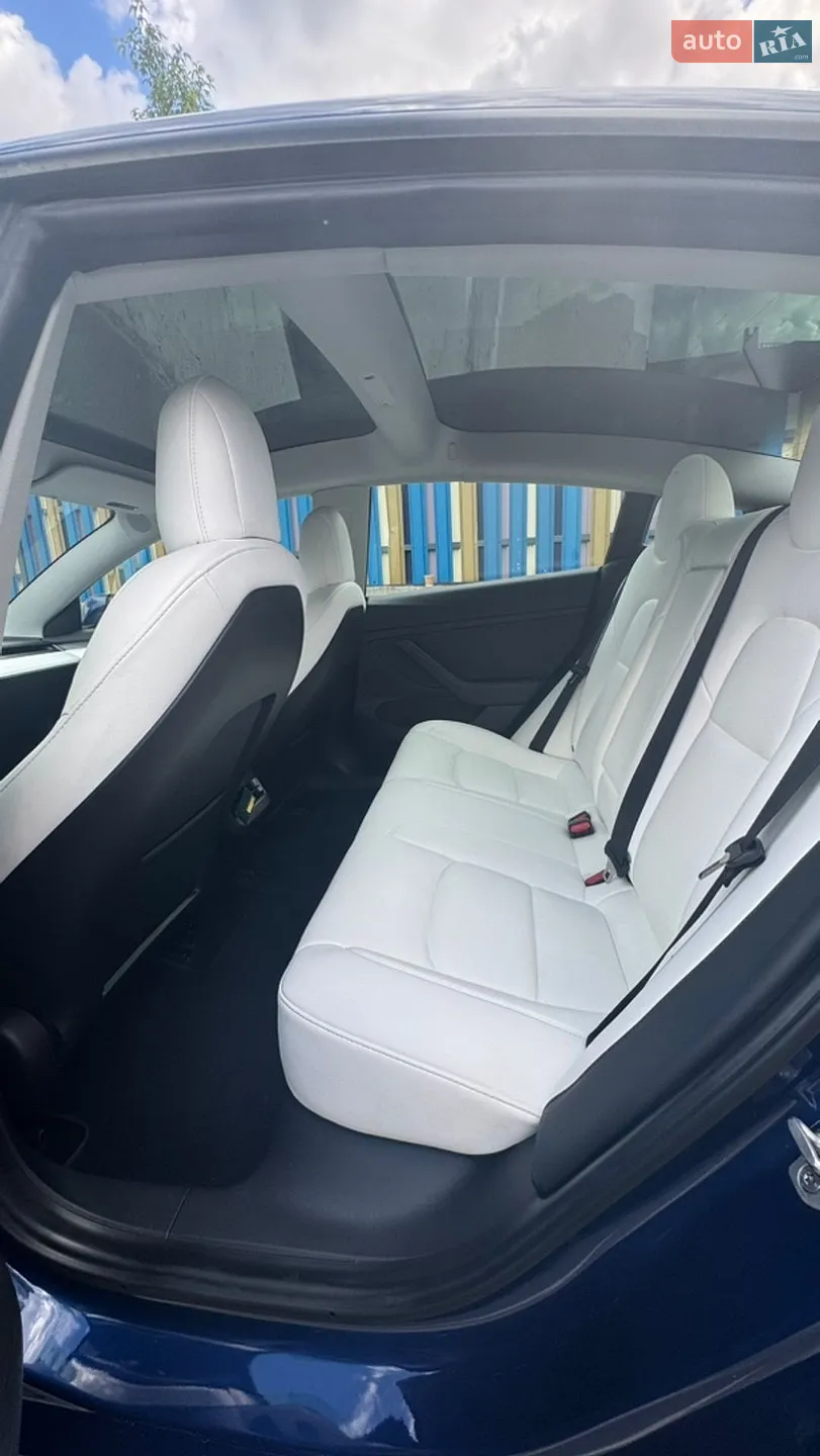 2022 Tesla Model 3 - мініатюра 8
