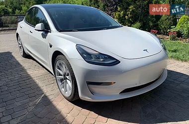 Седан Tesla Model 3 2021 в Одесі
