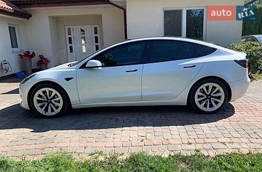Седан Tesla Model 3 2021 в Одессе