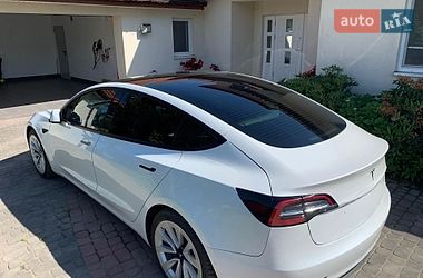 Седан Tesla Model 3 2021 в Одессе