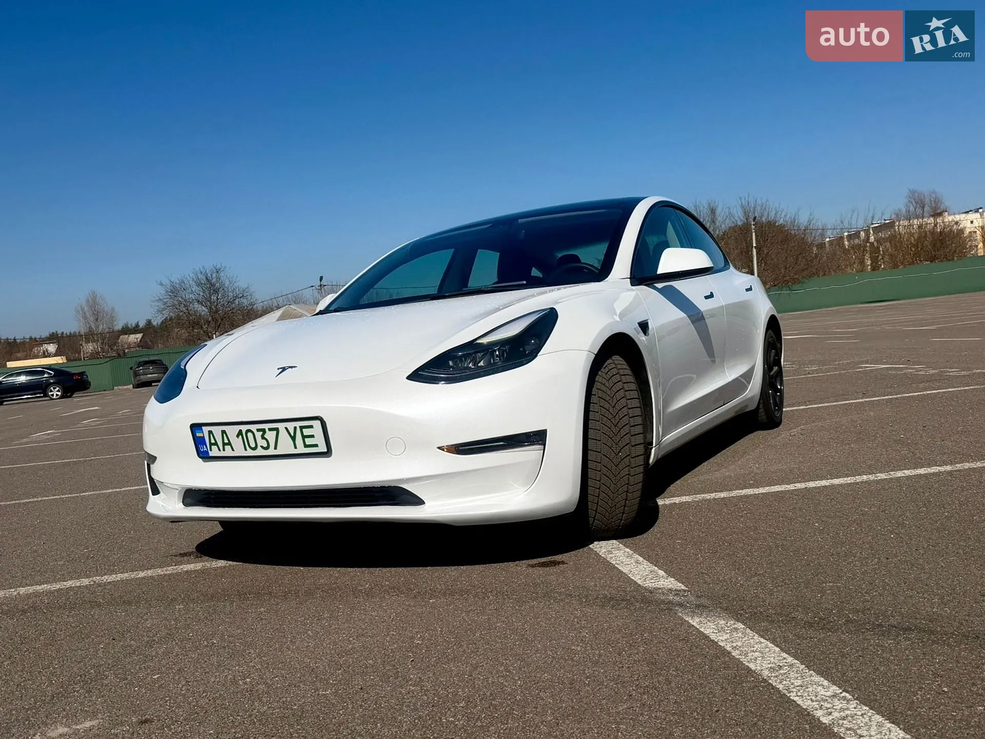 2022 Tesla Model 3 - фото 1