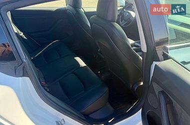 Седан Tesla Model 3 2022 в Києві