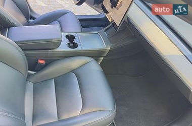Седан Tesla Model 3 2022 в Києві