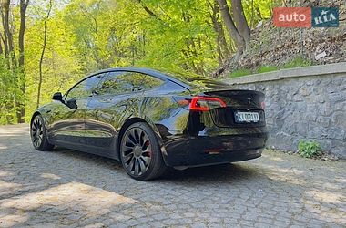 Седан Tesla Model 3 2022 в Києві