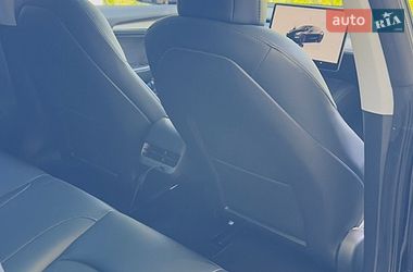 Седан Tesla Model 3 2022 в Києві