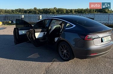 Седан Tesla Model 3 2018 в Кременчуге