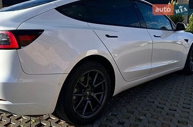 Седан Tesla Model 3 2021 в Хмельницькому