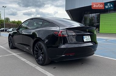 Седан Tesla Model 3 2022 в Києві
