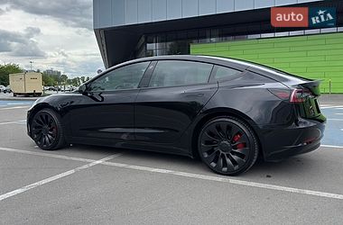 Седан Tesla Model 3 2022 в Києві