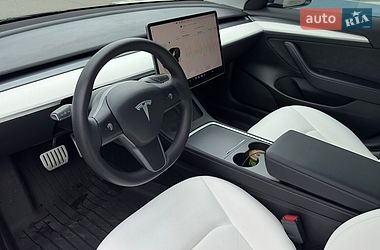Седан Tesla Model 3 2022 в Києві