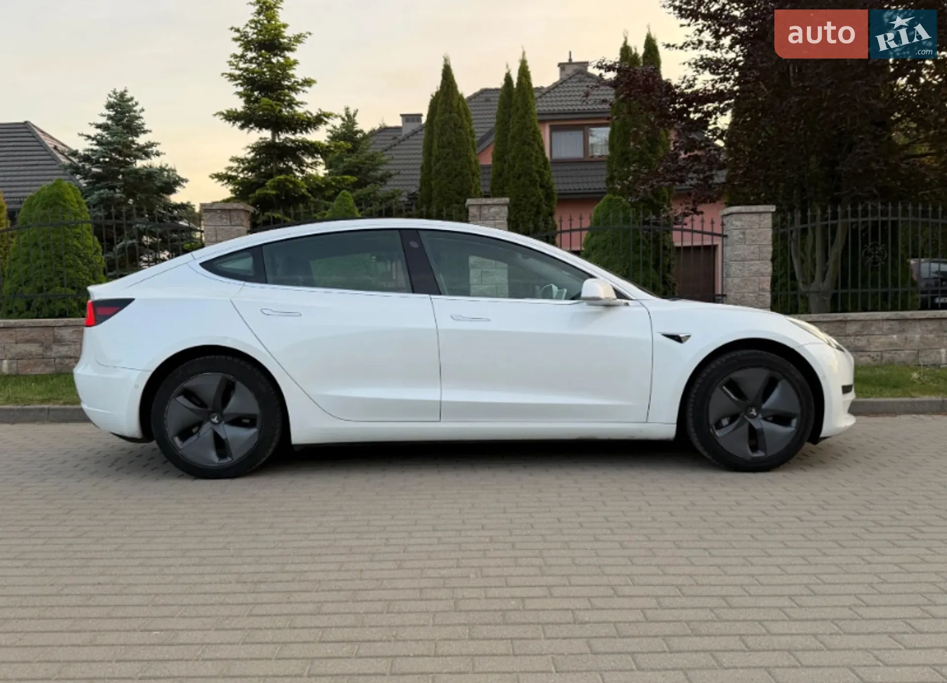 2019 Tesla Model 3 - мініатюра 11