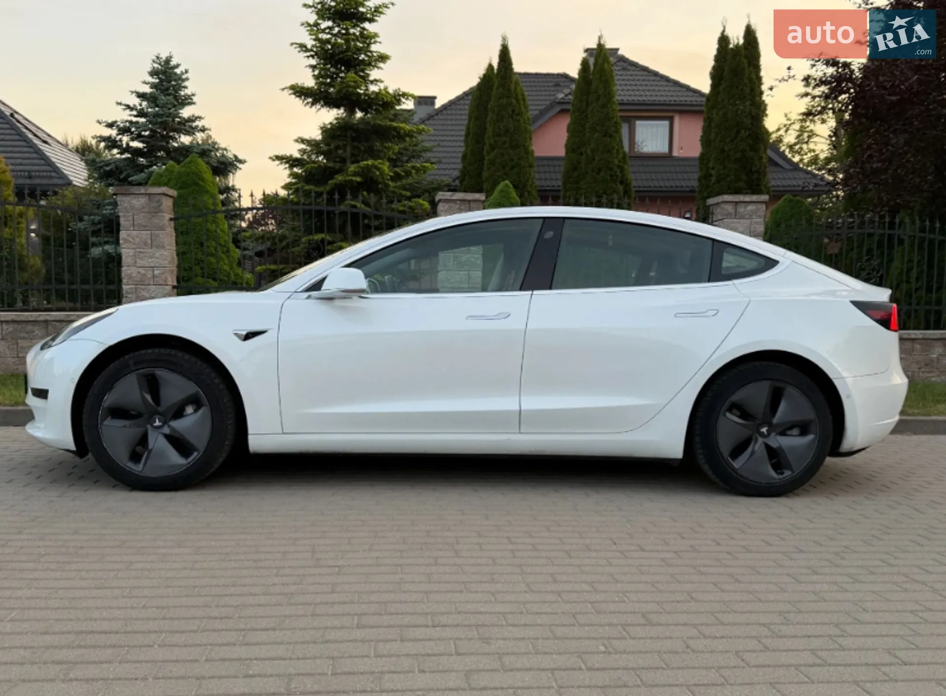 2019 Tesla Model 3 - мініатюра 16