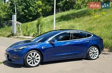 Седан Tesla Model 3 2019 в Житомире