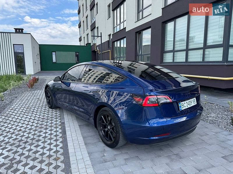 Седан Tesla Model 3 2022 в Львове фото 13 Седан Tesla Model 3 2022 в Львове