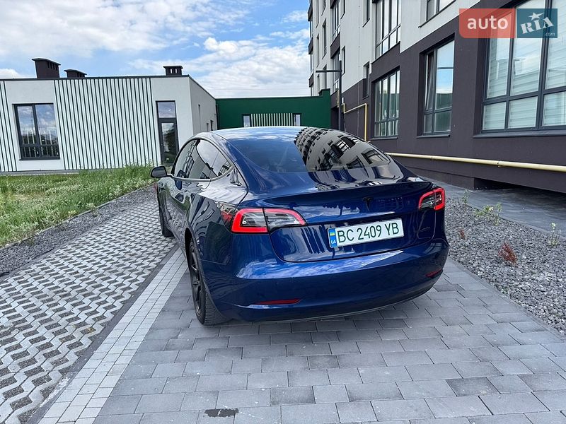 Седан Tesla Model 3 2022 в Львове фото 16 Седан Tesla Model 3 2022 в Львове
