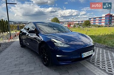 Седан Tesla Model 3 2022 в Львове фото 32 Седан Tesla Model 3 2022 в Львове