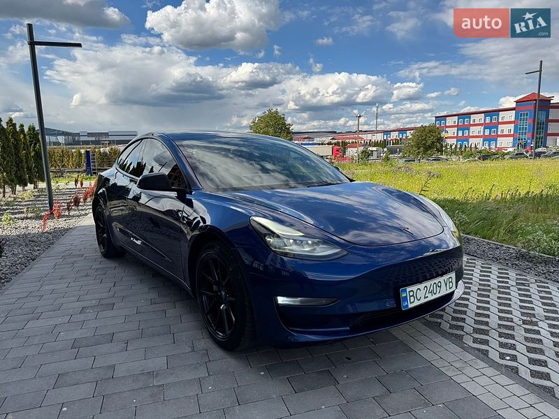 Седан Tesla Model 3 2022 в Львове фото 32 Седан Tesla Model 3 2022 в Львове