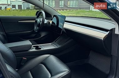 Седан Tesla Model 3 2022 в Львове фото 52 Седан Tesla Model 3 2022 в Львове
