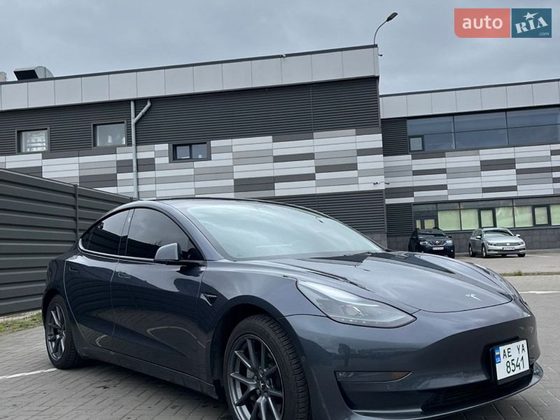 Седан Tesla Model 3 2022 в Черкасах фото 2 Седан Tesla Model 3 2022 в Черкасах