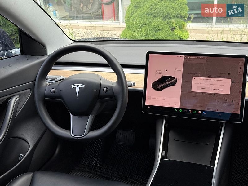 Седан Tesla Model 3 2020 в Одесі