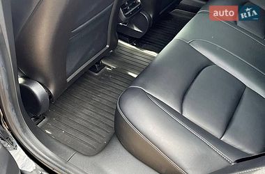 Седан Tesla Model 3 2020 в Коростене