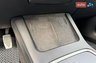 Седан Tesla Model 3 2021 в Киеве