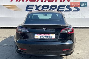 Седан Tesla Model 3 2021 в Києві
