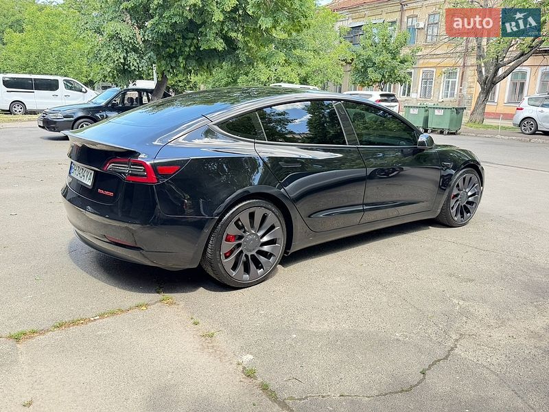 Седан Tesla Model 3 2021 в Одесі