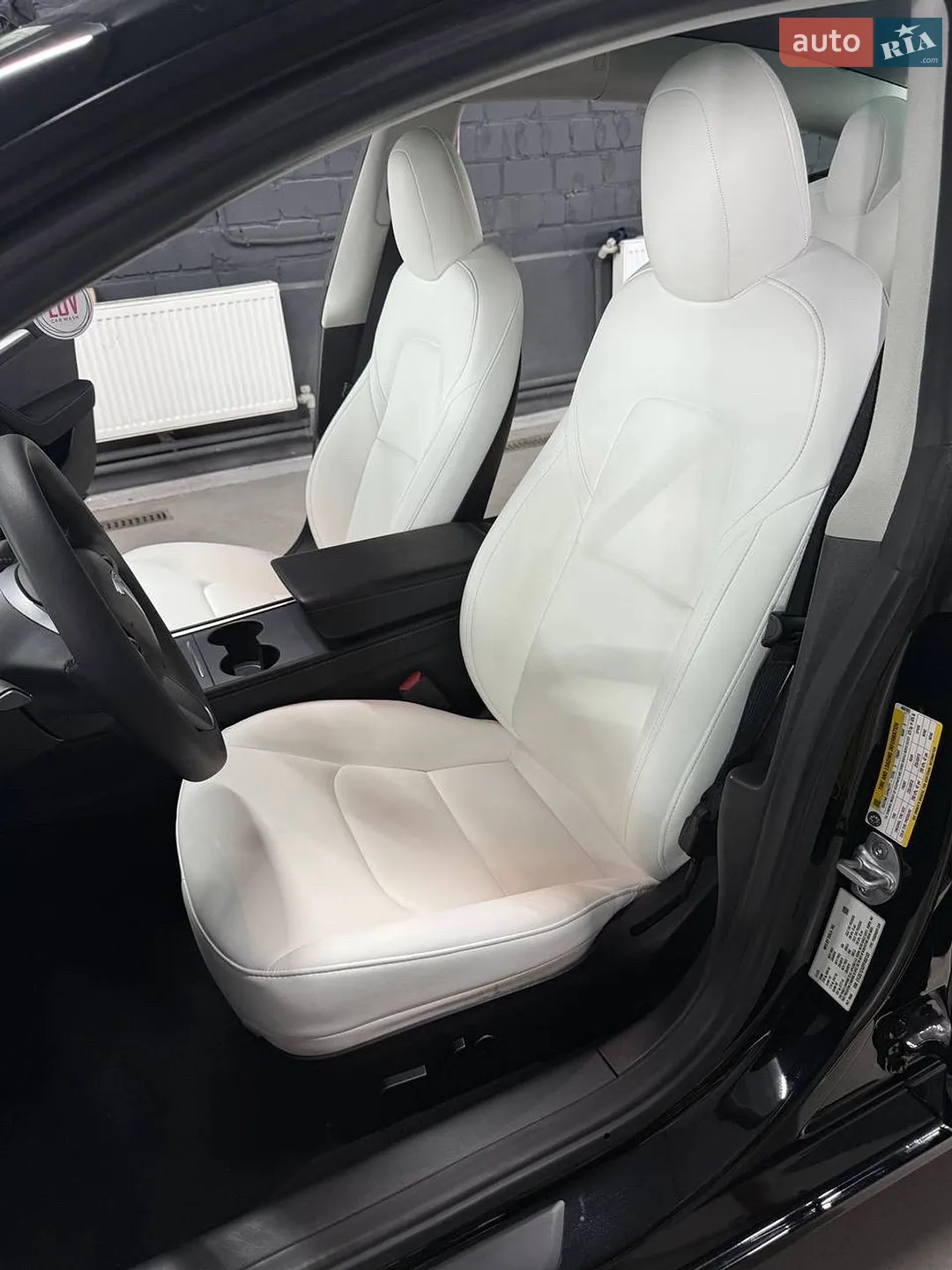 2023 Tesla Model 3 - мініатюра 8