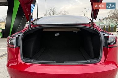 Седан Tesla Model 3 2022 в Одессе