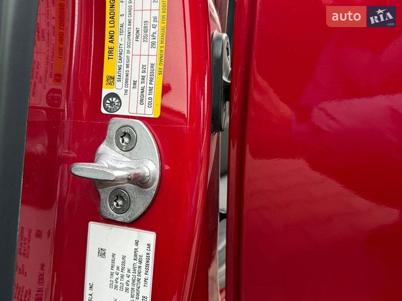Седан Tesla Model 3 2022 в Одессе