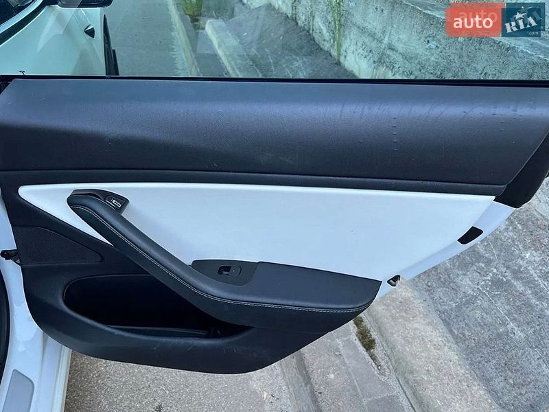 Седан Tesla Model 3 2019 в Києві фото 19 Седан Tesla Model 3 2019 в Києві
