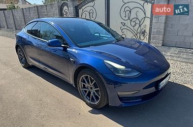 Седан Tesla Model 3 2021 в Одессе