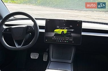 Седан Tesla Model 3 2025 в Харкові