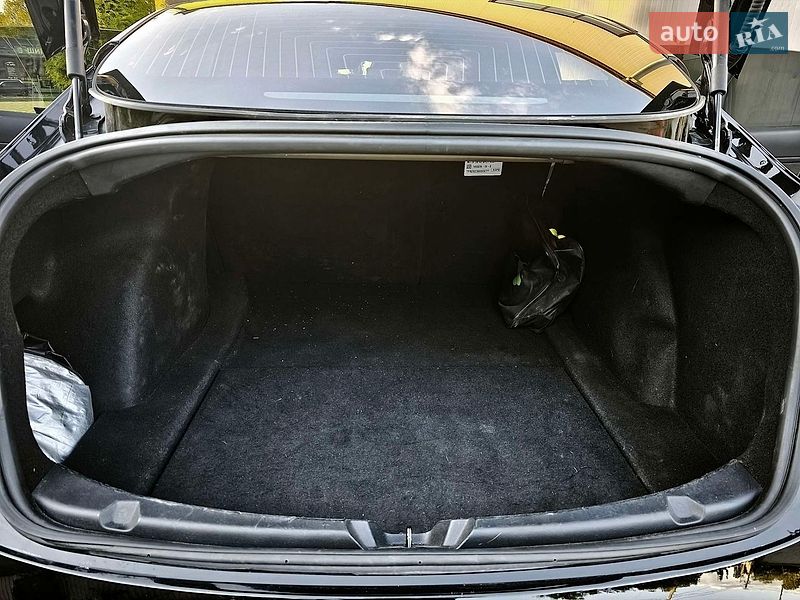 Седан Tesla Model 3 2020 в Ивано-Франковске