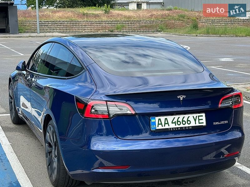 Седан Tesla Model 3 2021 в Киеве фото 6 Седан Tesla Model 3 2021 в Киеве
