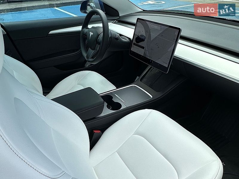 Седан Tesla Model 3 2021 в Киеве фото 11 Седан Tesla Model 3 2021 в Киеве