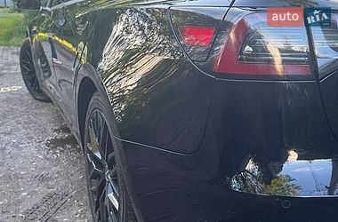 Седан Tesla Model 3 2019 в Харькове