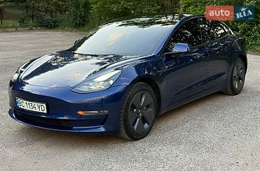 Седан Tesla Model 3 2022 в Львові
