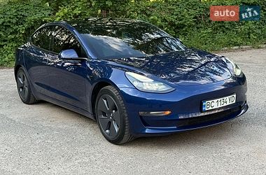 Седан Tesla Model 3 2022 в Львові