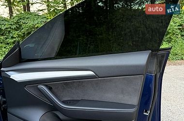 Седан Tesla Model 3 2022 в Львові